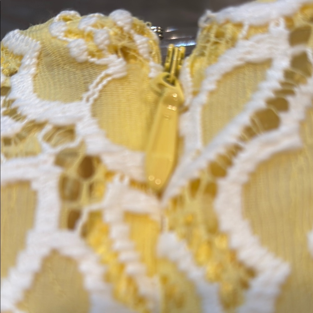 Eva Mendes Yellow Halter A-Line Mini Dress - Picture 3 of 6